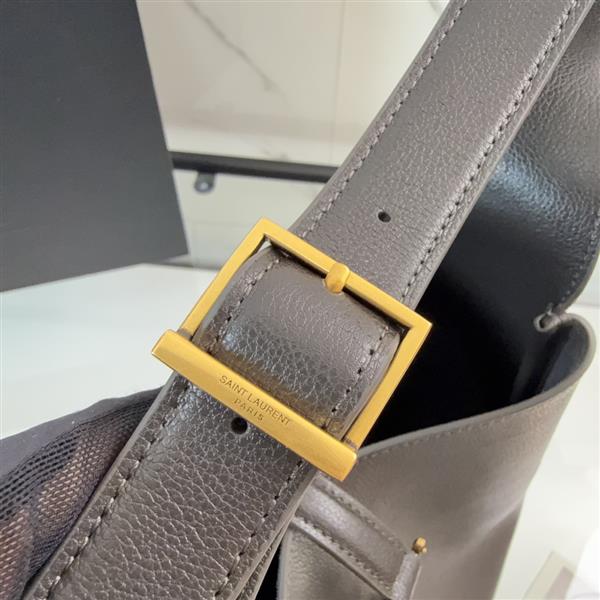 2026224175118904 710